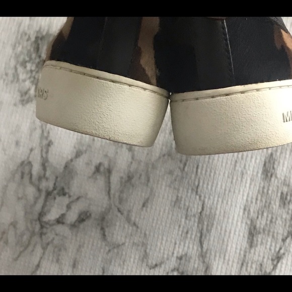 Michael Kors Keaton Slip-on Sneaker. Size 7 - Picture 9 of 12